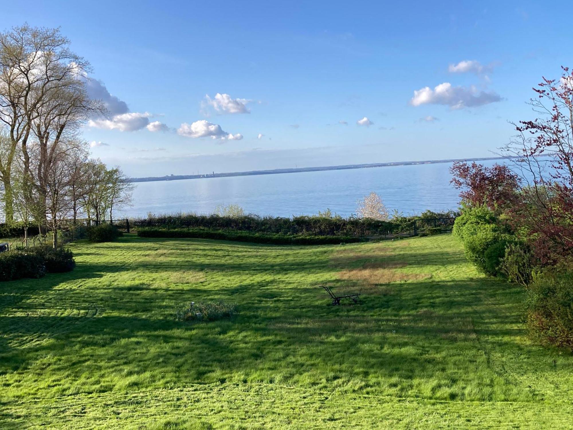 Meerblick-ostsee * Lübeck